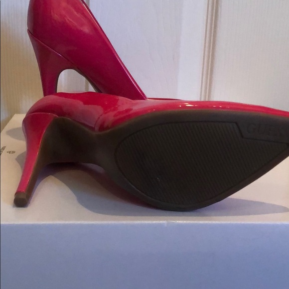 Pink GUESS heels! Amazing condition - Picture 4 of 4